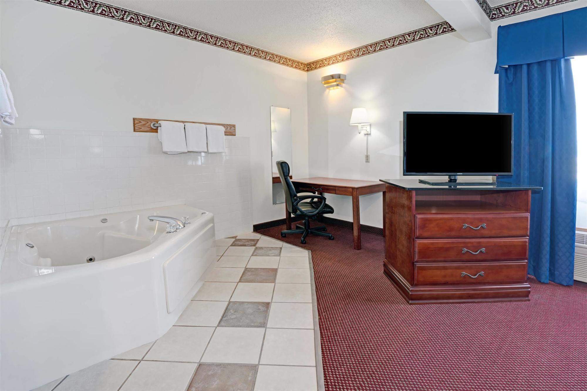 Days Inn By Wyndham Laramie Kültér fotó